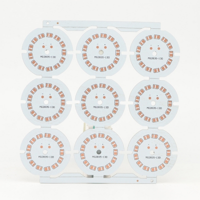 High thermal conductivity aluminum substrate (109)